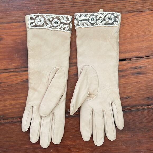Vintage leather beaded cuff lined winter cold weather gloves sz M - Picture 4 of 4